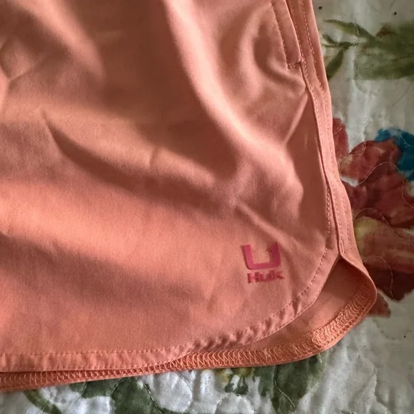 2 pair of Huk - Women's Athletic XXL Shorts - New Without Tags - Picture 8 of 9